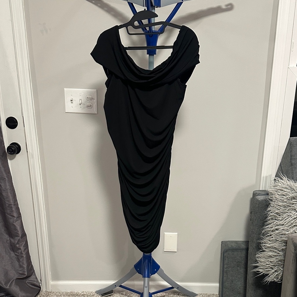 Forever 21 Elegant Black Strapless Dress